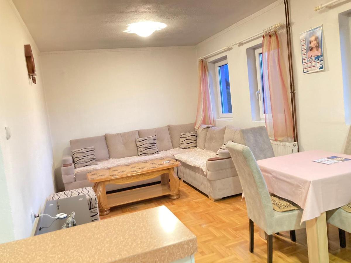 Guest House Nena Zabljak  Bagian luar foto